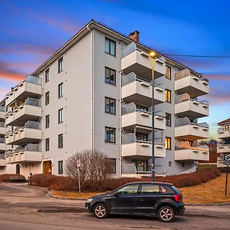 Floor Helsfyr Lägenhet *