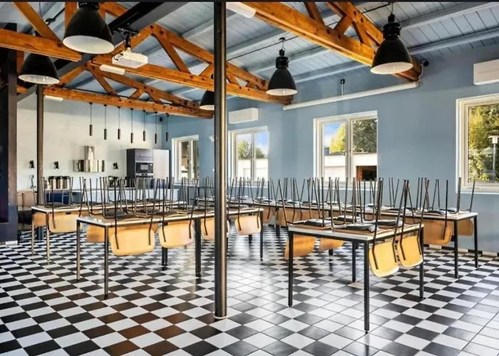 Floor Helsfyr * Oslo