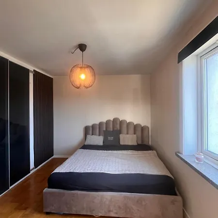 Topsetasje-leil Helsfyr Ink Blk Apartment