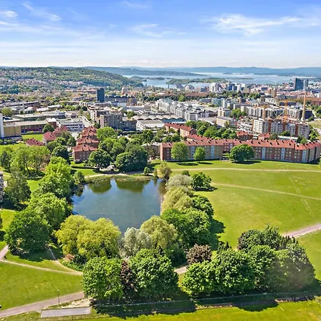 Floor Helsfyr * Oslo