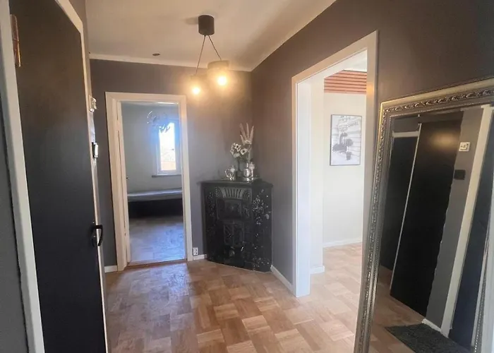 Floor Helsfyr * Oslo