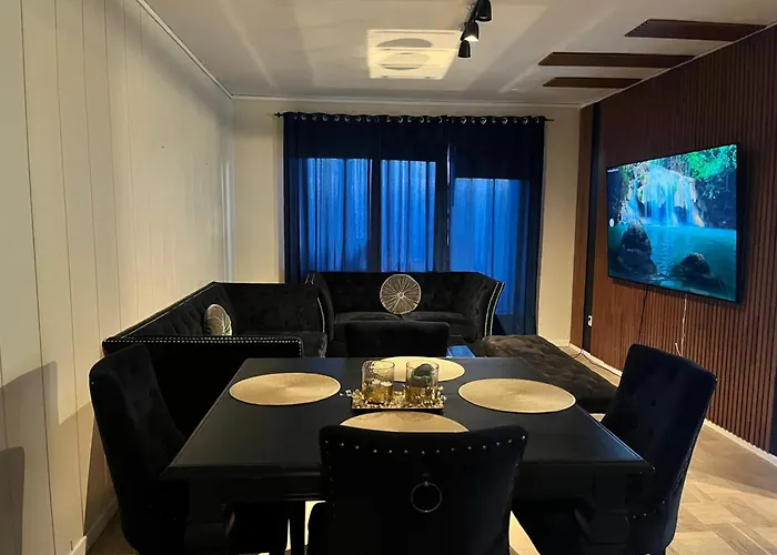 Floor Helsfyr * Oslo